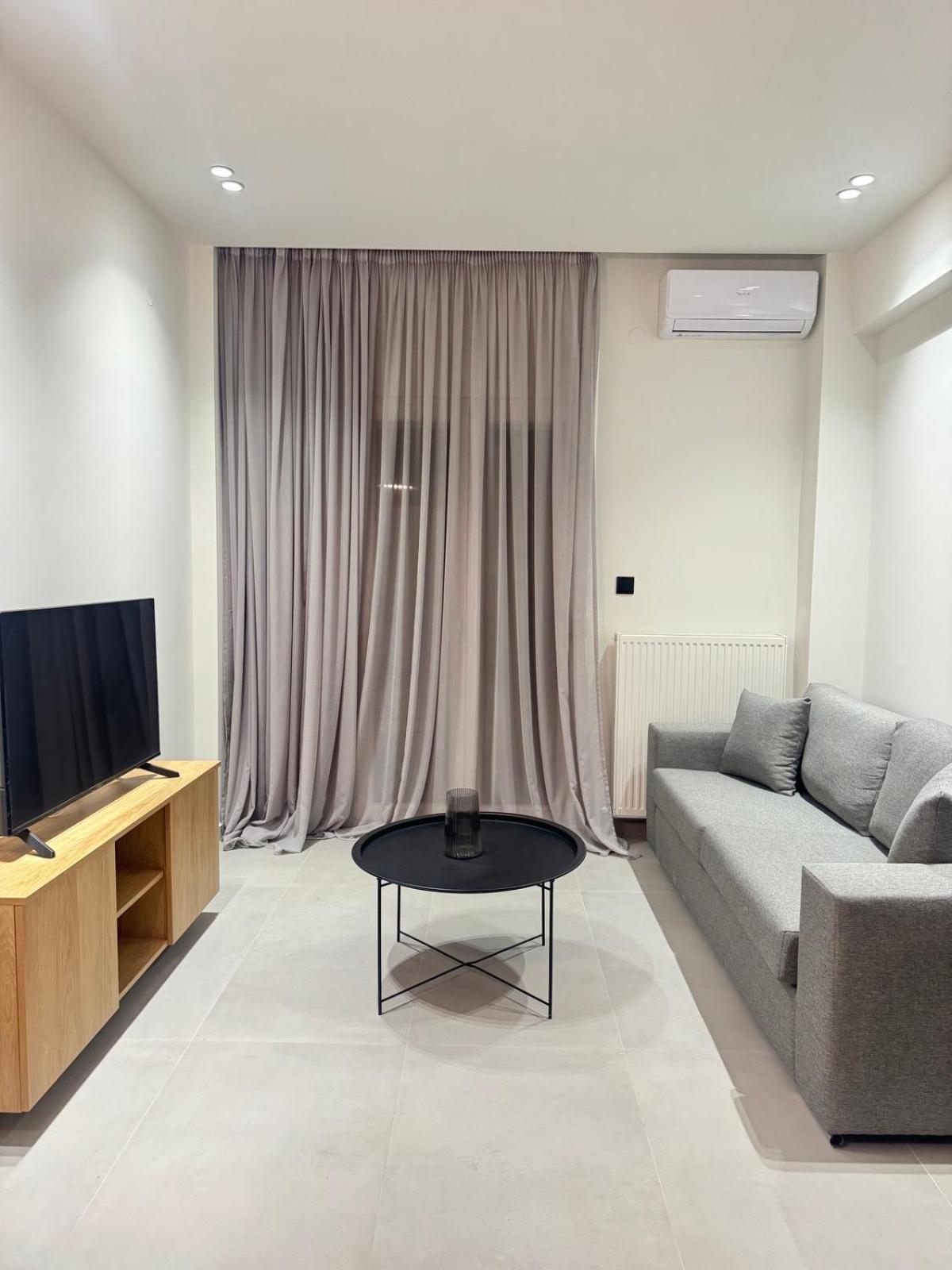 Luna-Your Urban Stay Thessaloniki Exterior photo